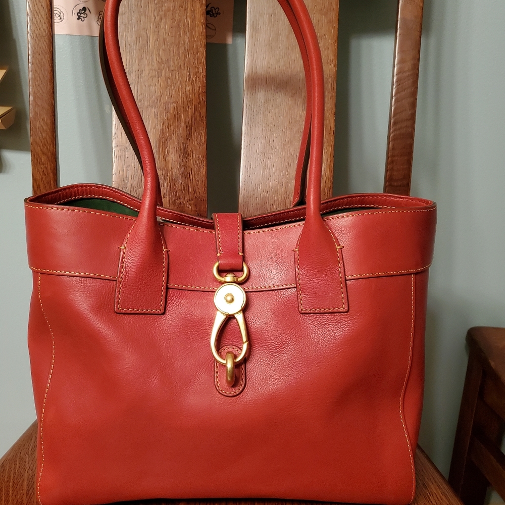 Dooney Large Amelie in Red Florentine